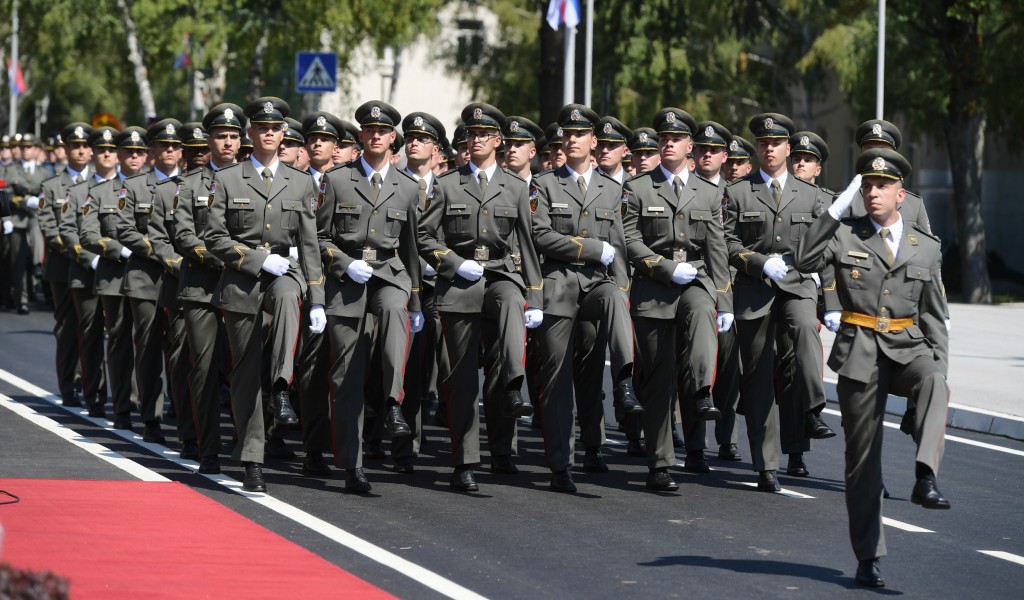 Отворен други уписни рок за војне школе