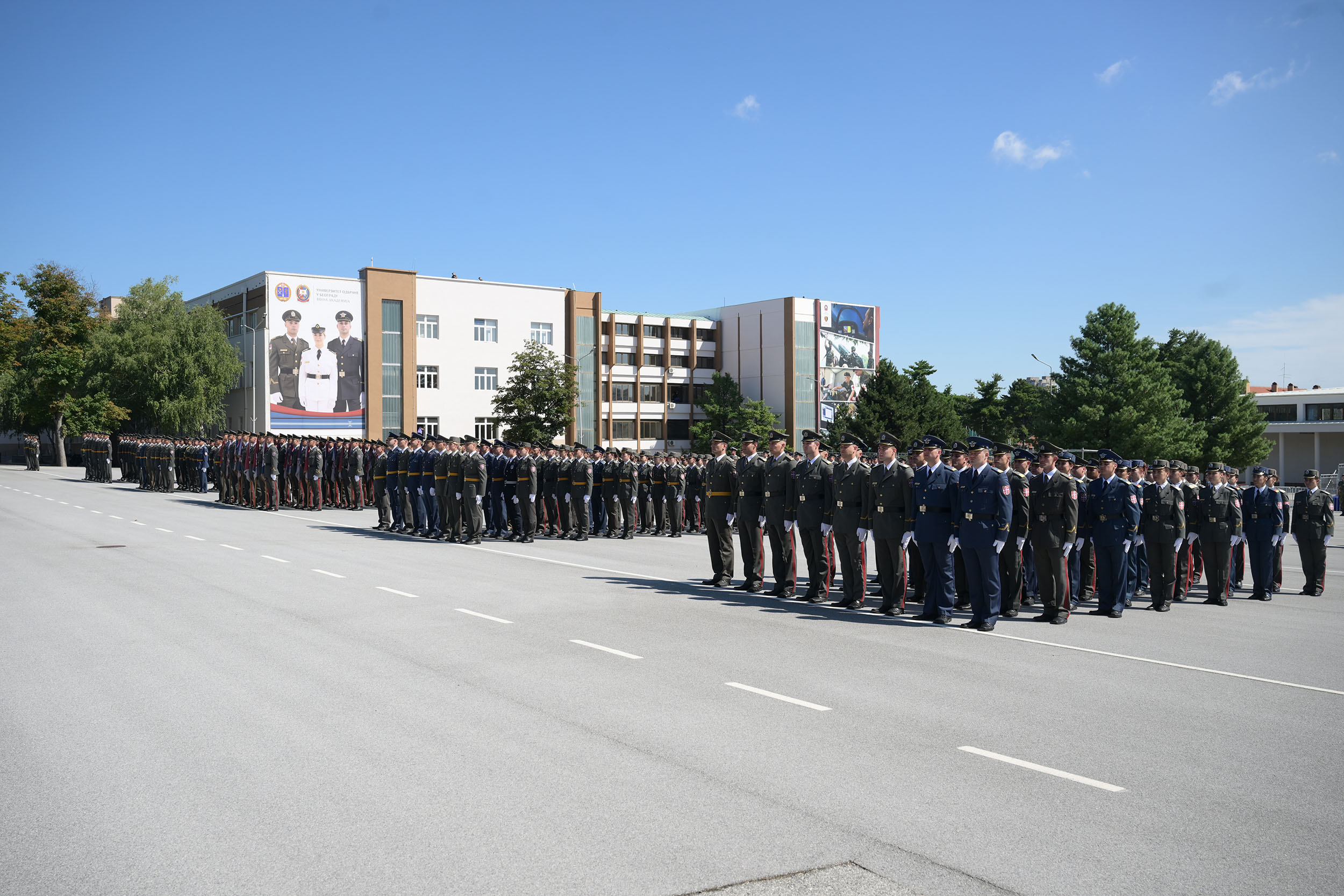 Генерална проба промоције најмлађих официра Војске Србије