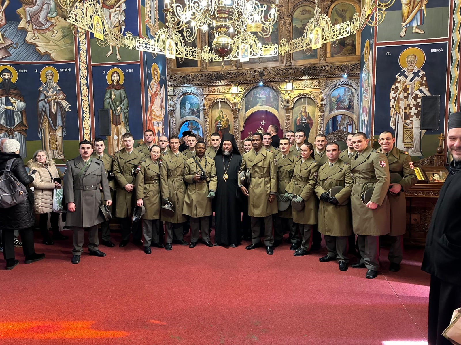 Припадници Војне академије обележили Богојављење пливањем за Часни крст