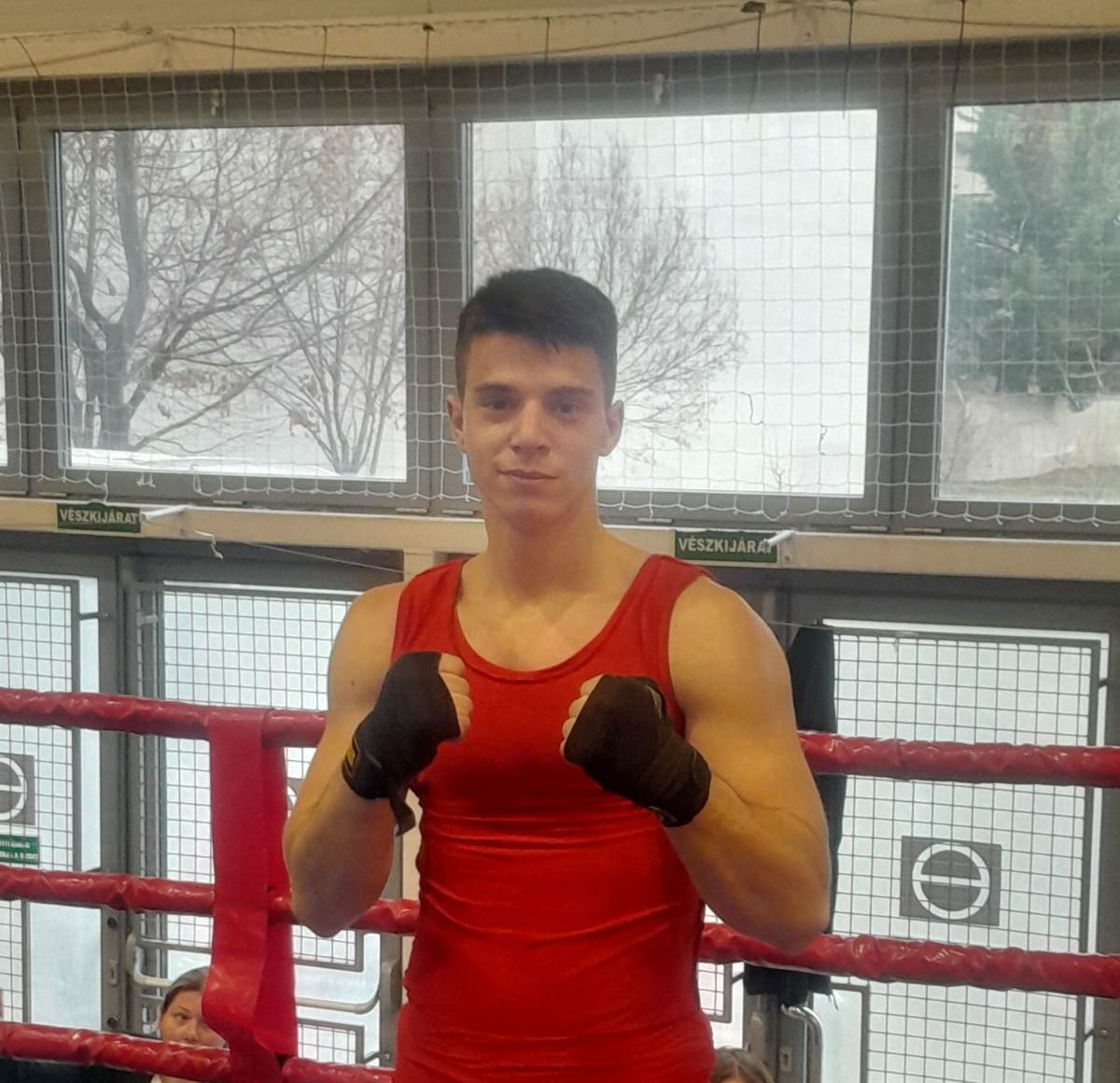 Вицешампионска титула кадета Луке Бабића на међународном такмичењу у савате боксу