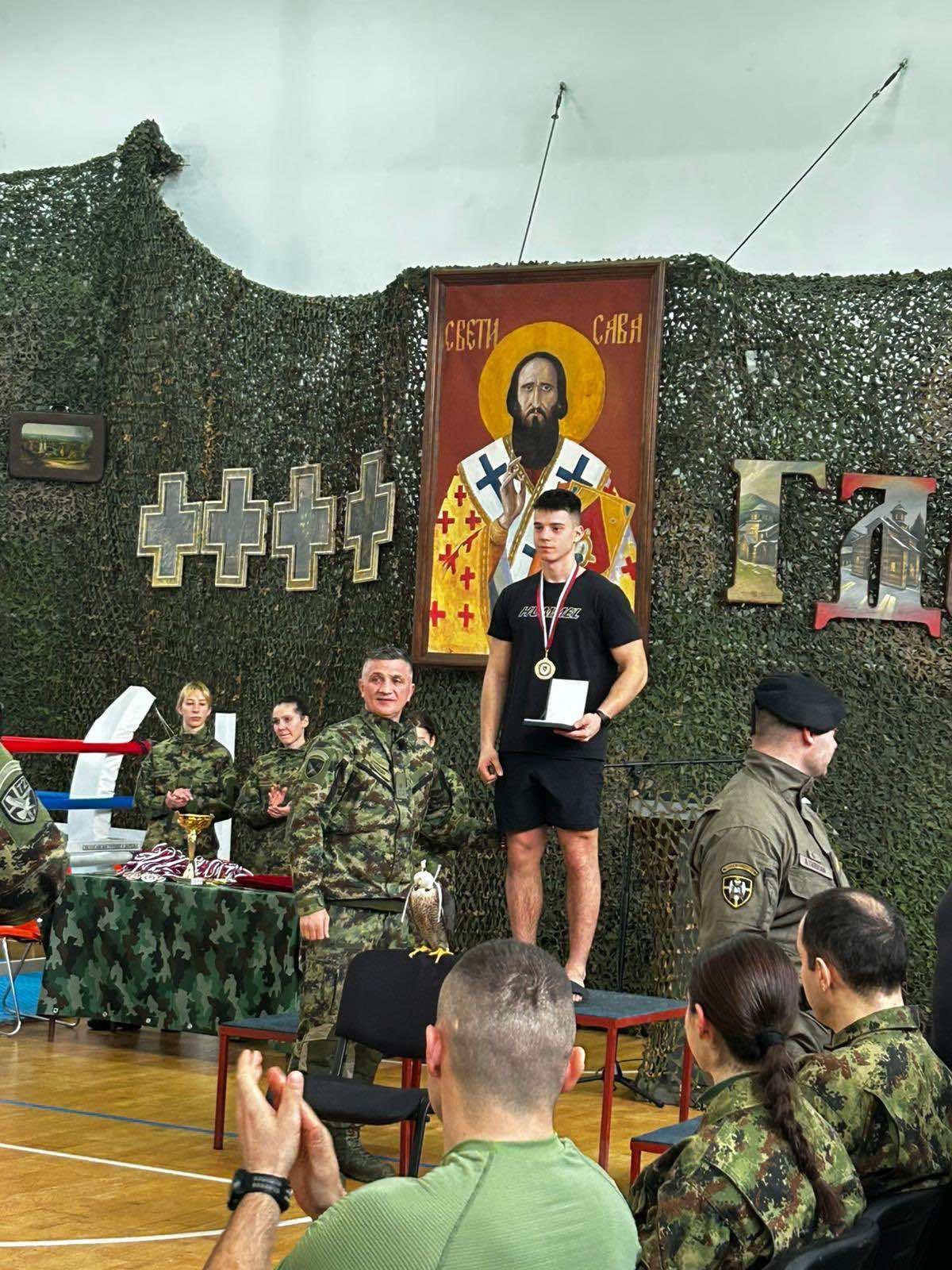 Припадници Војне академије успешни на Светосавском турниру у борењу